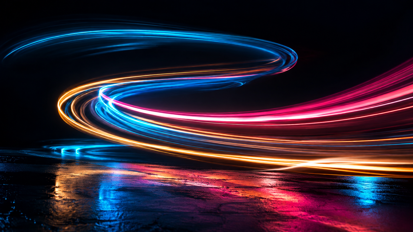 Photo en pose longue d’un mouvement lumineux, traînée colorée sur fond sombre